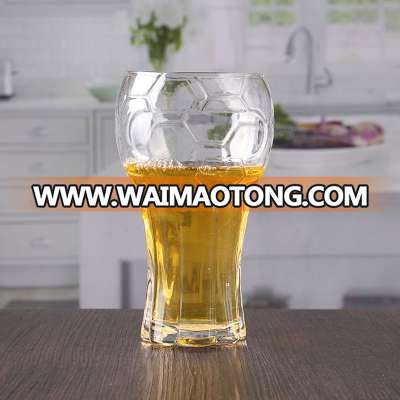 Custom logo 20 oz soccer beer glass hand blown big beer cup wholesale